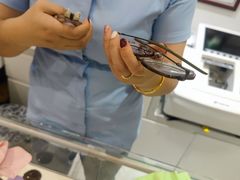 -美式眼镜·授权蔡司.依视路.尼康.豪雅.明月(人民广场店)