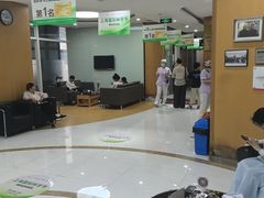 -雅悦齿科(顾村公园店)
