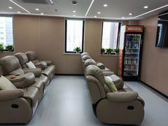 -上海和平眼科医院