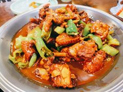 铁锅炖公鸡-老街坊劈柴院(济南总店)