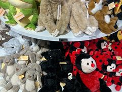 -维也纳国际机场