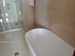 -兴芮温泉度假区