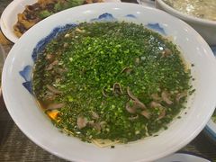 水煮腰花-八张桌子(老店)