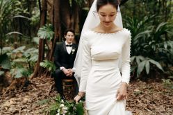 -雪中彩影婚纱摄影·微光艺术中心