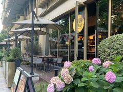-Brut Eatery Wine Bar & Restaurant (建国东路店)