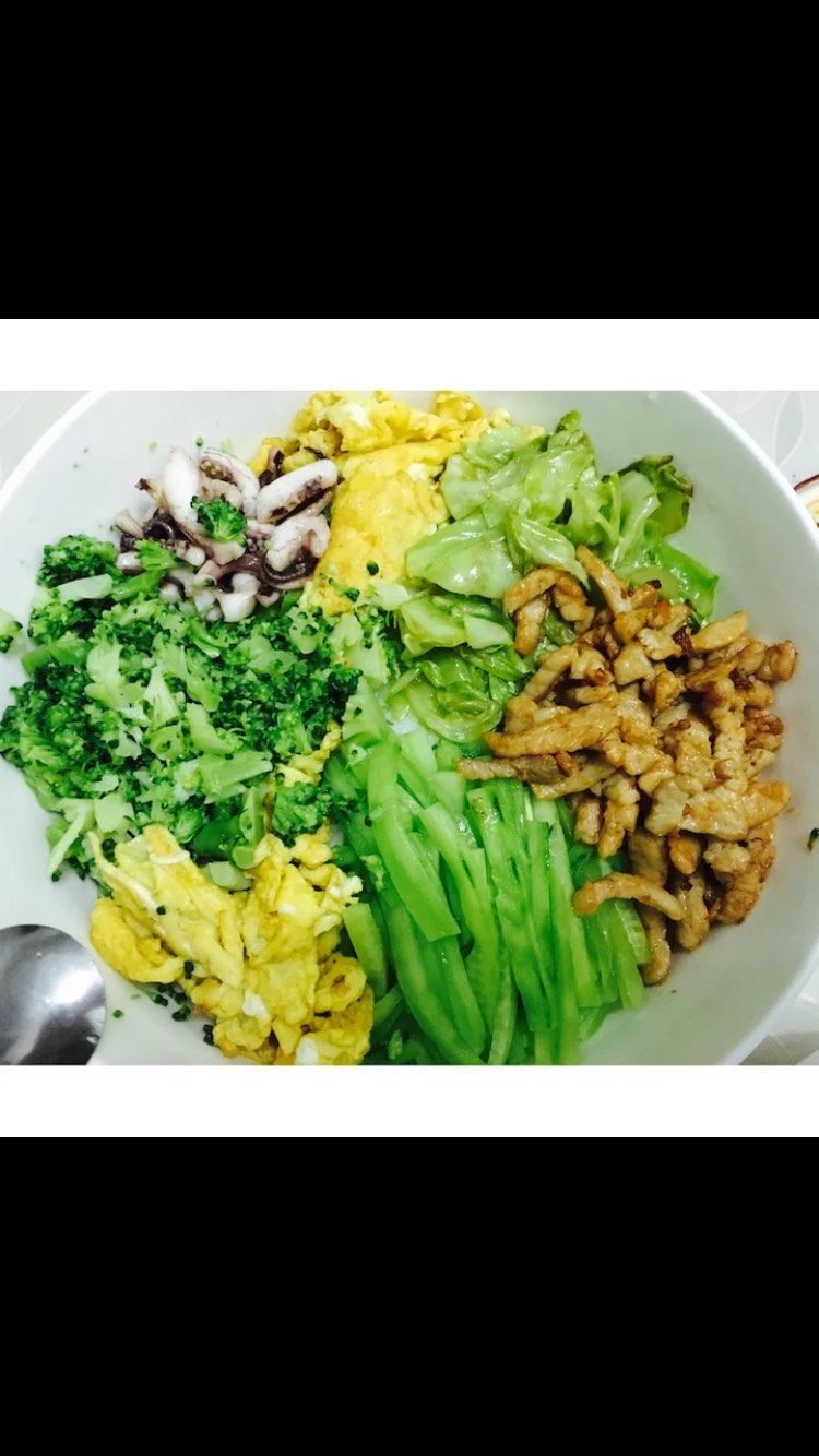 向大家介绍我的拌饭配菜