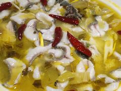 -溪雨观酸菜鱼(莘松路店)