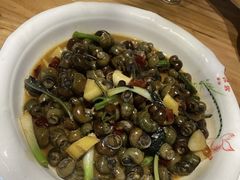 -头上红煨盐鸡·非遗院子餐厅