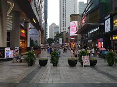 -八一好吃街·高品美食广场