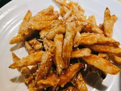 -靠山屯东北农家菜(八龙桥雅苑店)