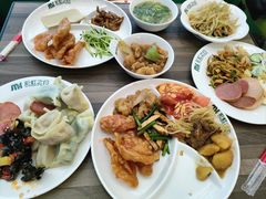 -梦航彩虹之约自助餐厅(华府天地店)