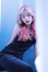 -时尚殿堂明星门店