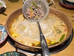 -洱火云南酸菜牛肉火锅(石景山当代商城店)