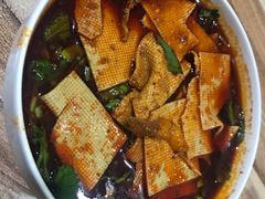 麻辣米线-老字号杨坡红油米线腊汁肉夹馍(东四道巷店)