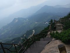 -罗田薄刀峰风景区