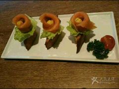 -必胜客(安盛金马店)