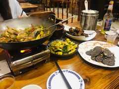-老唐三下锅 ·张家界地标美食(溪布街店)