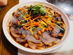 东北大拉皮-玺炖·中国铁锅炖(南京东路店)