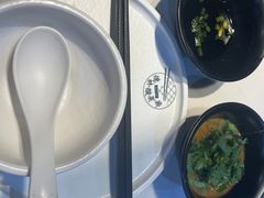 -德林酸菜鱼火锅(南丹店)