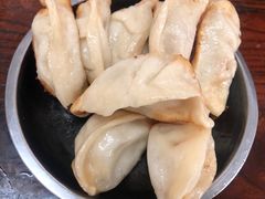 -黄阿姨锅贴大王(万航渡路店)