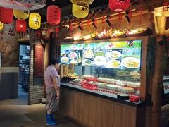 -头上红煨盐鸡·非遗院子餐厅