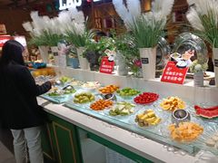 自助取餐区-凡塔斯牛排自助餐厅(广东佛山三水万达店)