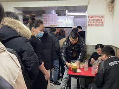 等位区-老字号正宗四川麻辣烫(重庆路店)
