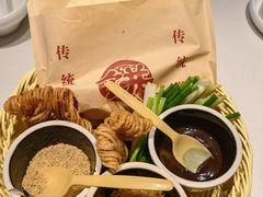 -鲁菜根·泰安菜(万达店)