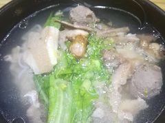 牛筋丸粿条汤-雄记·揭阳桐坑牛肉店(建华路店)