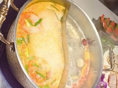 -椰子湾·海南火锅·糟粕醋·椰子鸡(正大广场店)