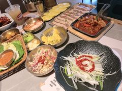 -草家酱蟹炭火烤肉店(珲春南路一店)