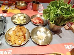 -轻烧烤肉(光谷步行街店)