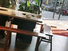 靠窗位-贵州辣子鸡番茄鸡