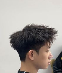 -首脑美发沙龙