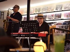 -黑胶星球(华发中城商都店)