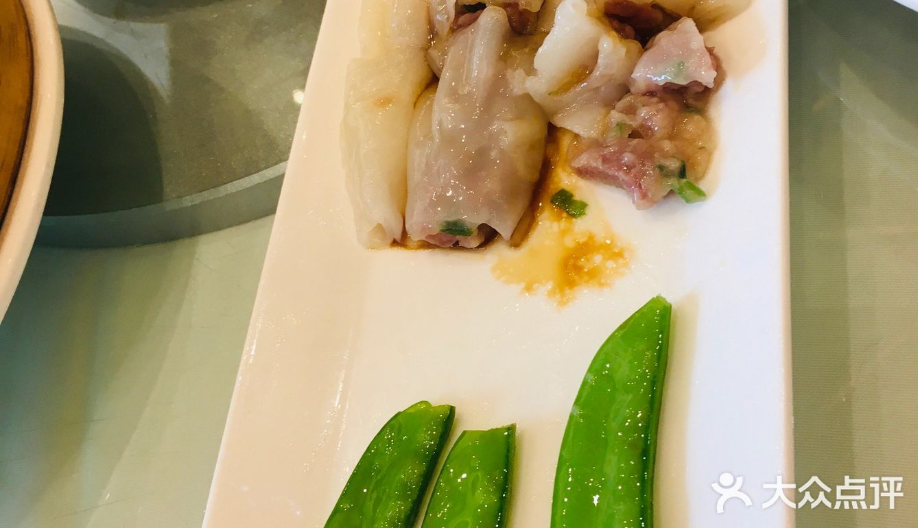 特色大餐包差不多每桌都点，特价