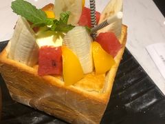 缤纷鲜果厚多士-峨嵋小镇·川菜(勒泰中心店)