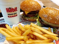 -The Habit Burger Grill 哈比特汉堡(复兴soho店)