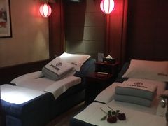 -洪迈足道(四公里店)