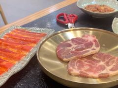 -臻牛烤肉