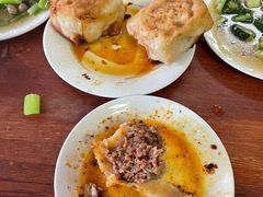 -宝瑞门钉肉饼店