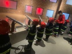 -点点梦想城(鑫苑都汇店)