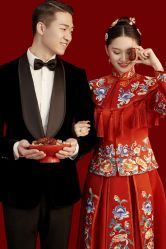 -蒙太奇婚纱摄影(万达店)