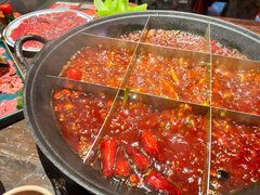 -周小明火锅(黑金冠社区店)