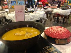 -鲜入围煮花胶鸡海鲜火锅