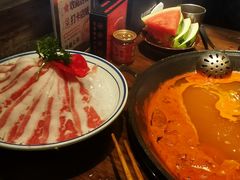 -萍姐火锅·公路夜市(武汉首店)