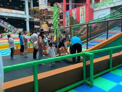 -蒙特利亲子乐园