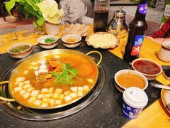 -顶顶汤火牛排火锅·经典铜锅涮肉