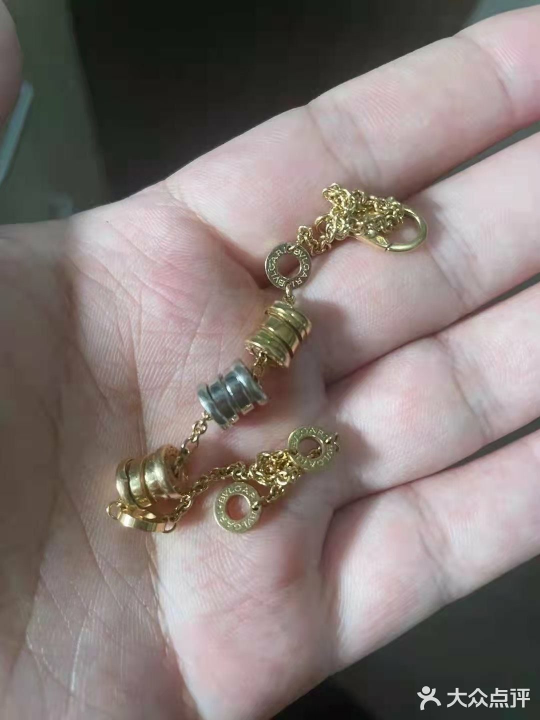 .以前家里买的手链，好久了都没人戴，放在家里感觉很有