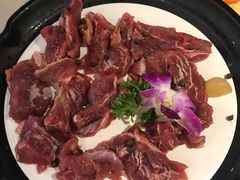 -三不牛腩(宾虹路店)